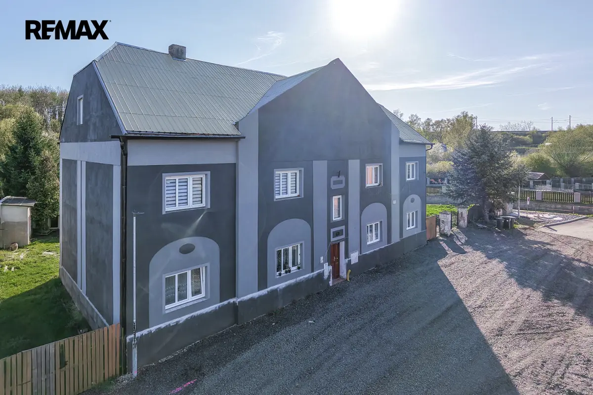 Prodej domu 270 m², Želénky · Zabrušany