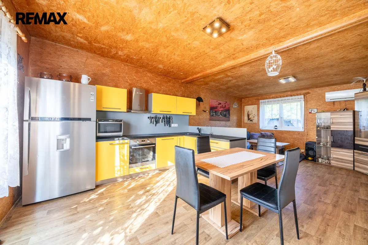 Prodej domu 50 m², Káraný · okres Praha-východ