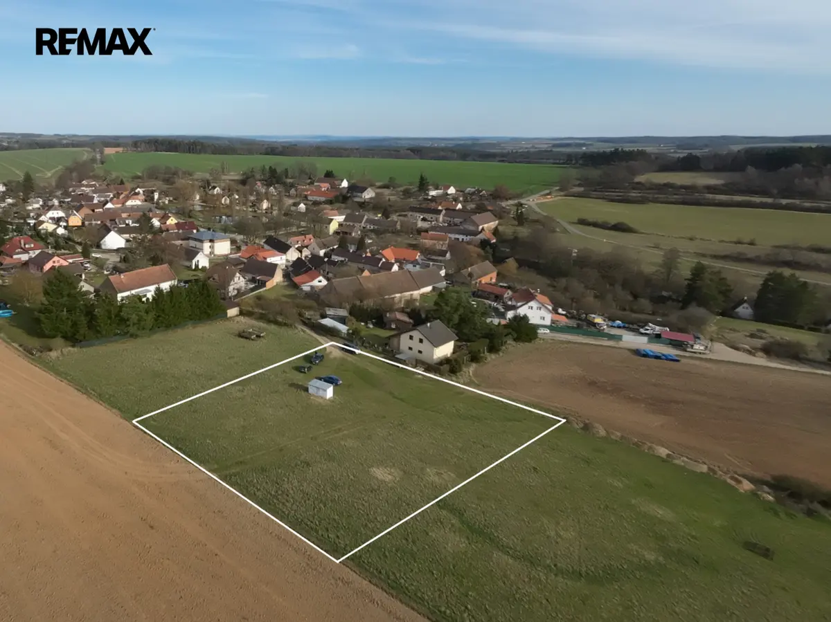 Prodej pozemku 2501 m², Čerňovice · okres Plzeň-sever