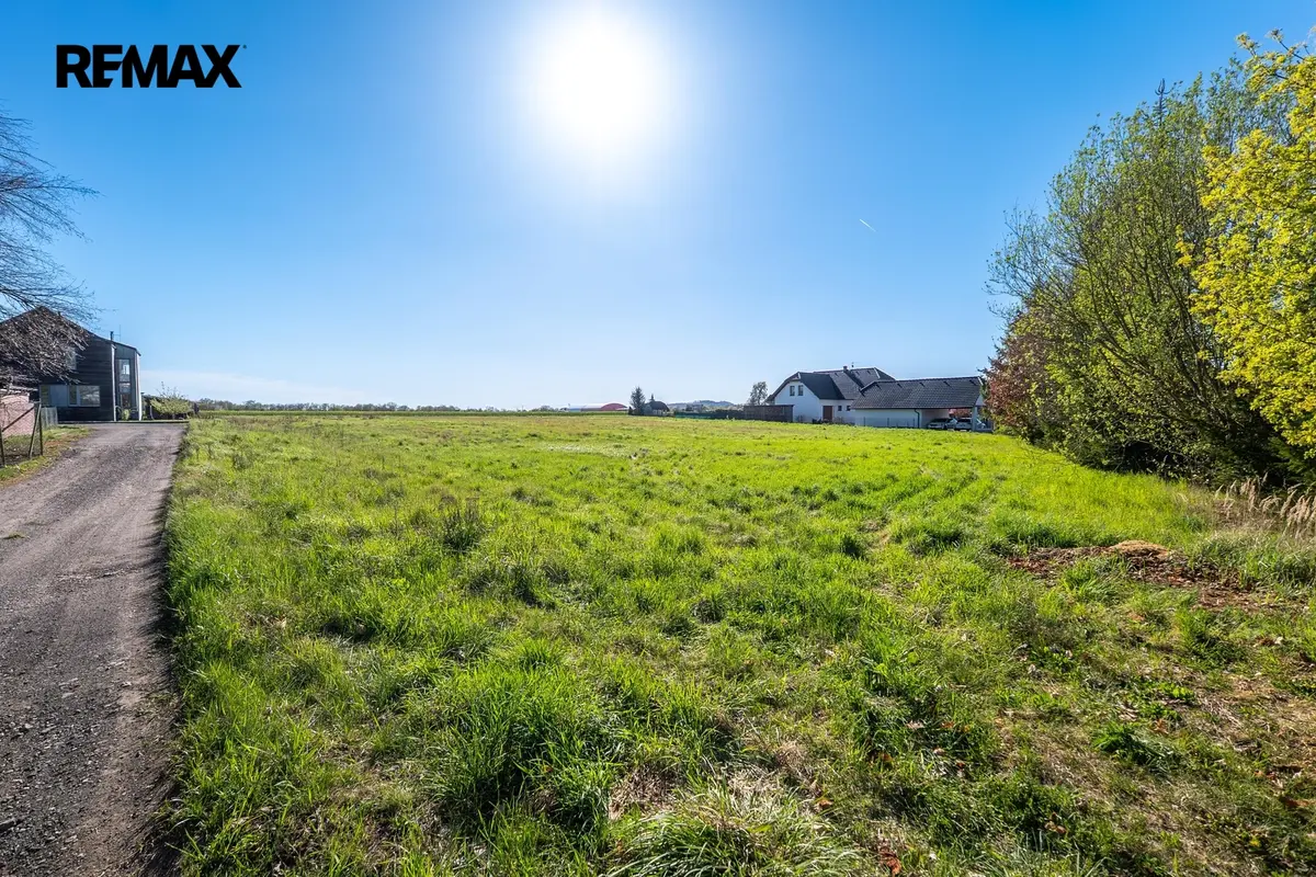 Prodej pozemku 858 m², Žďár u Mnichova Hradiště · Žďár