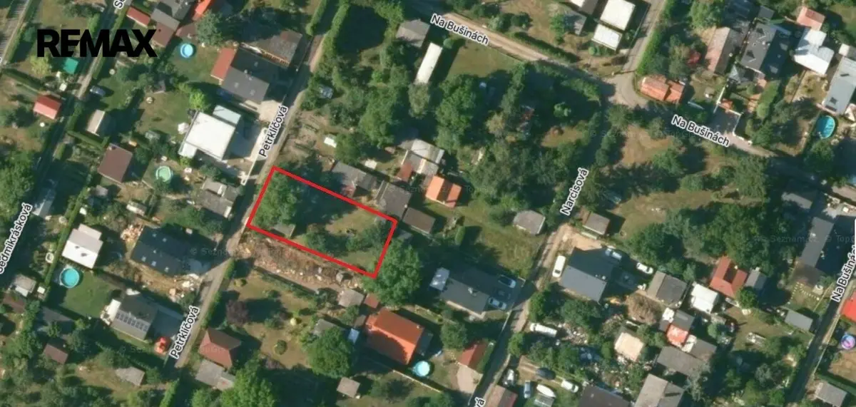 Prodej pozemku 586 m², Skvrňany · Plzeň