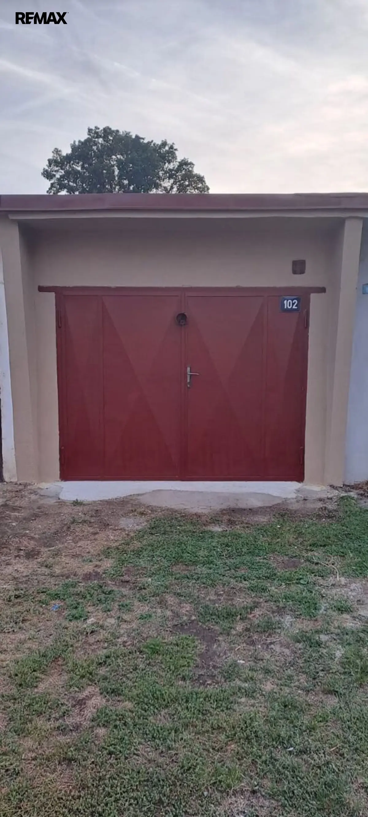 Prodej garáže 22 m², Uherské Hradiště · okres Uherské Hradiště
