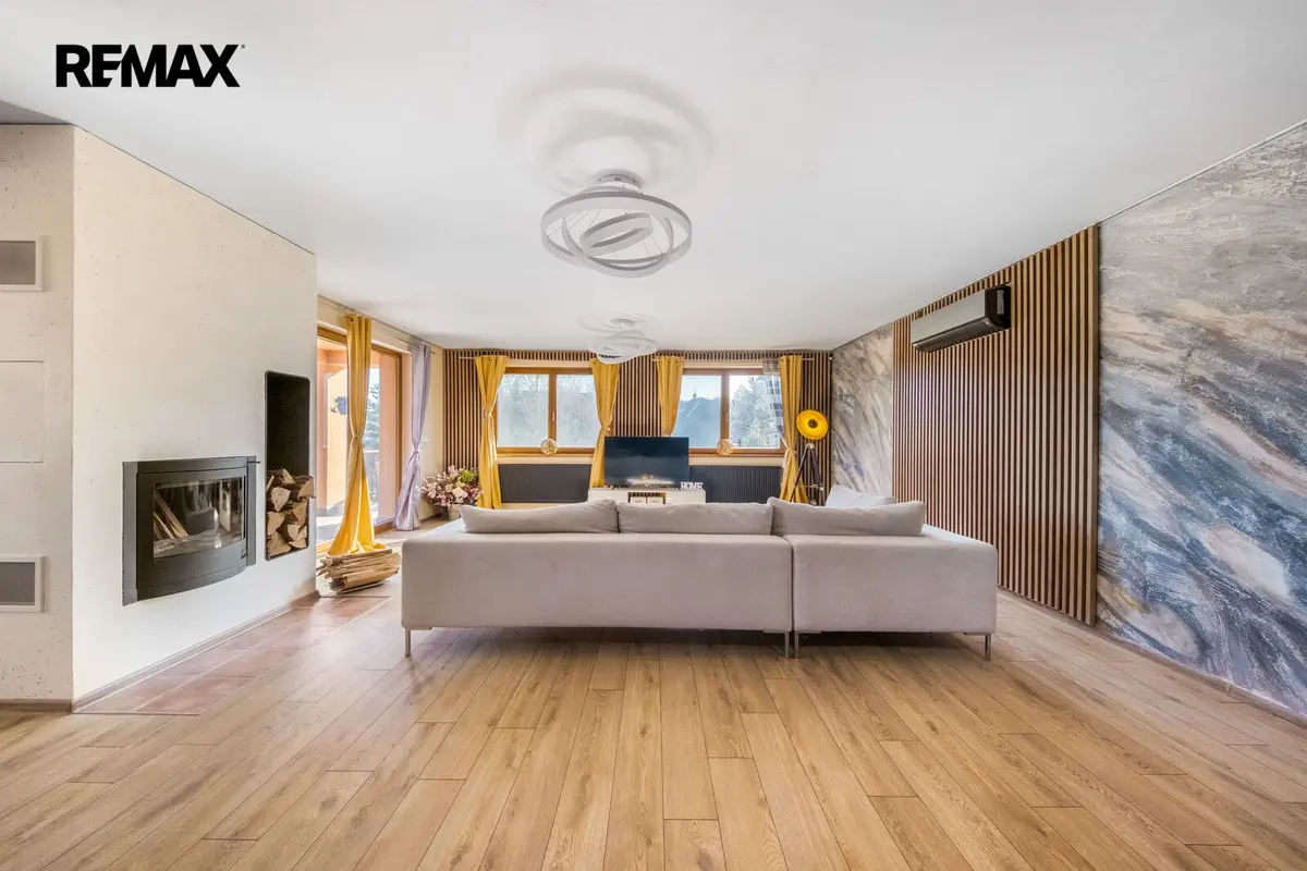 Prodej domu 250 m², Buš · okres Praha-západ