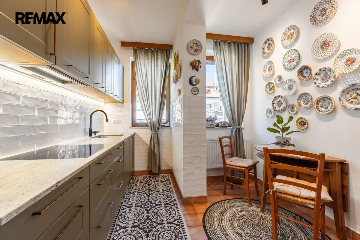Prodej bytu 3+1 83 m², Hvozdnice · okres Praha-západ