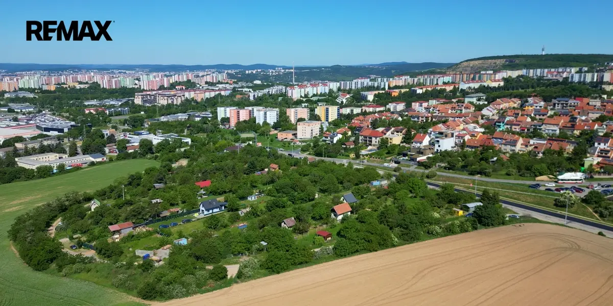 Prodej pozemku 2446 m², Líšeň · Brno