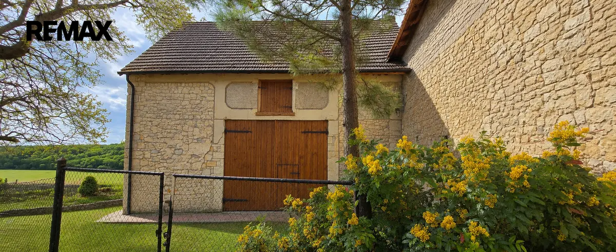 Prodej komerčního prostoru 116 m², Ročov – část obce Horní Ročov
