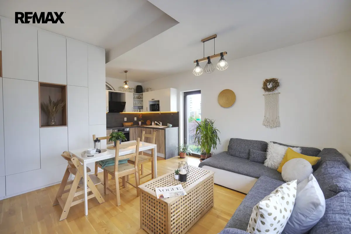 Prodej bytu 3+kk 76 m², Nepomuckých · Letňany