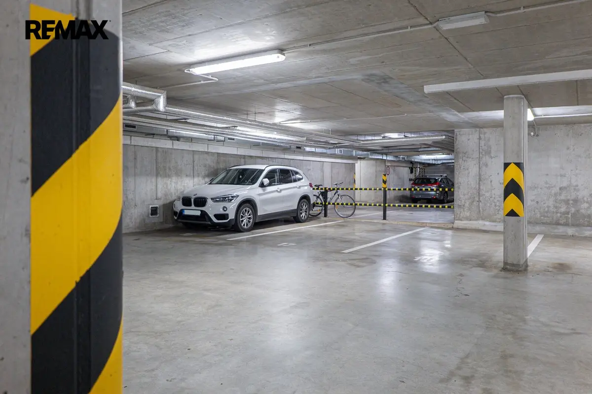 Prodej garáže 12 m², Olgy Havlové · Žižkov