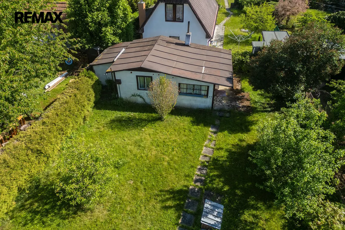 Prodej chaty / chalupy 40 m², Káraný · okres Praha-východ