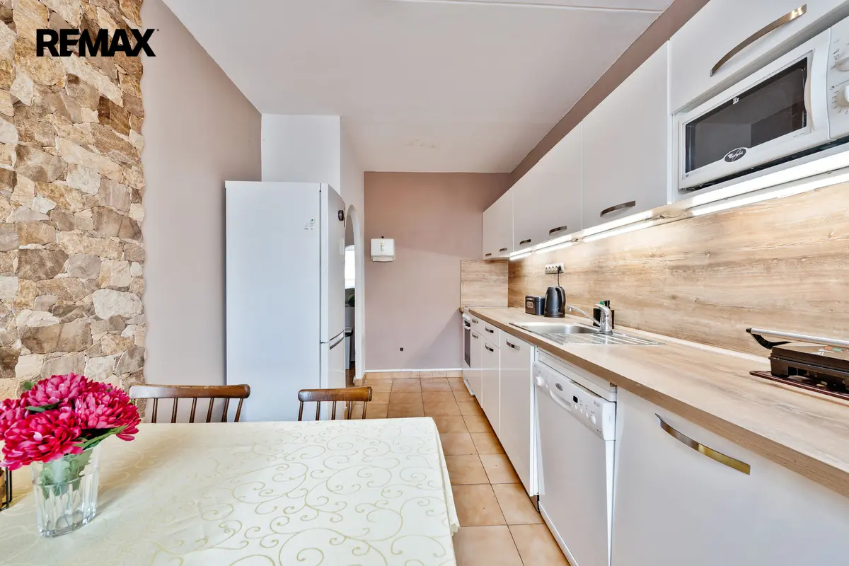 Prodej bytu 3+1 75 m², Pod lysinami · Hodkovičky