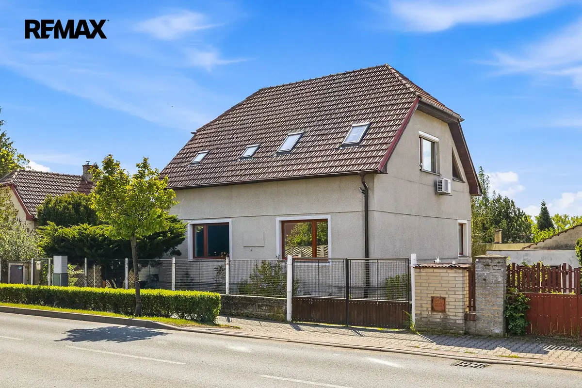Prodej domu 157 m², Křivoklátská · Unhošť
