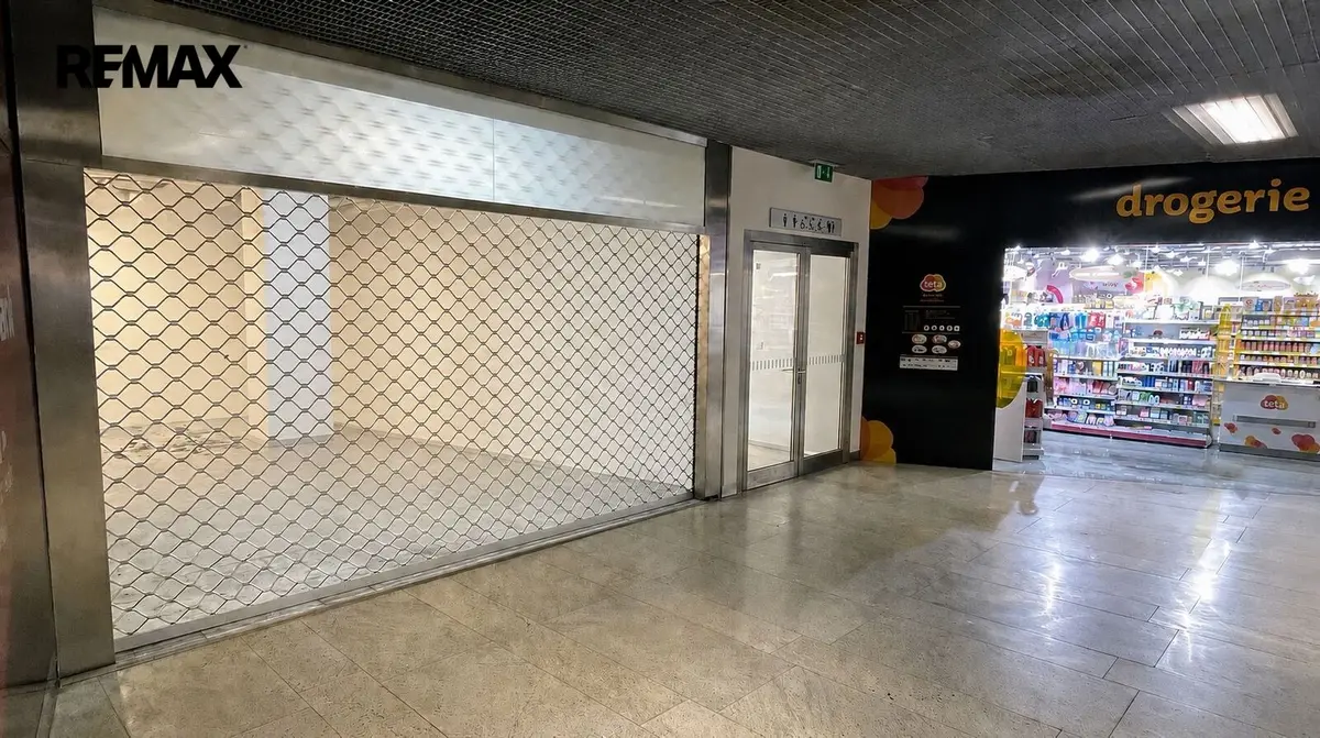 Pronájem komerčního prostoru 84 m², Želetavská · Michle