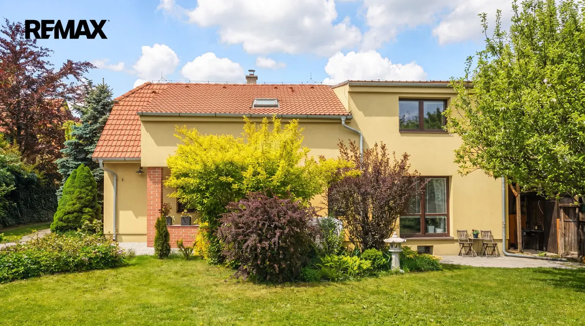 Prodej domu 200 m², Kytín