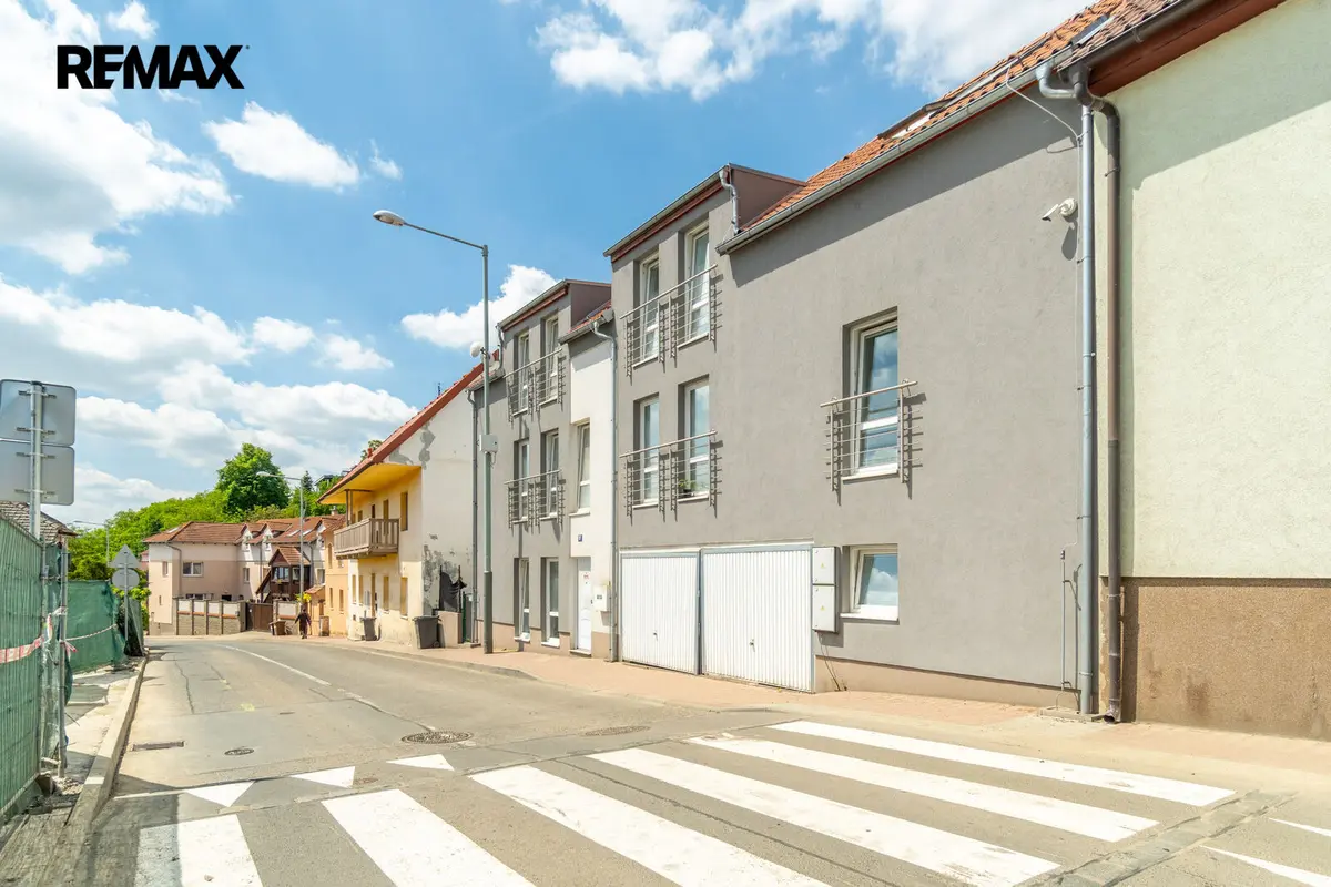Prodej domu 233 m², Cementářská · Lochkov