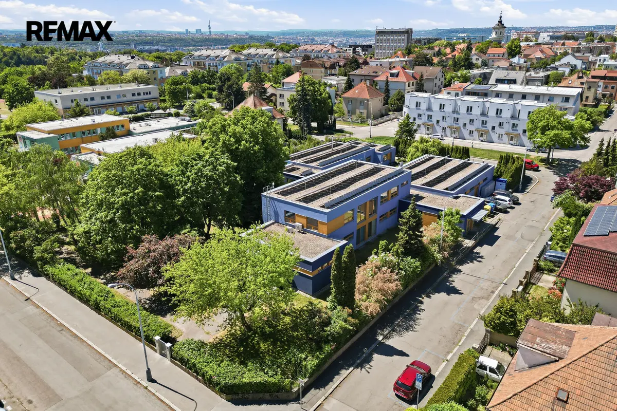 Pronájem komerčního prostoru 226 m², Klínová · Libeň