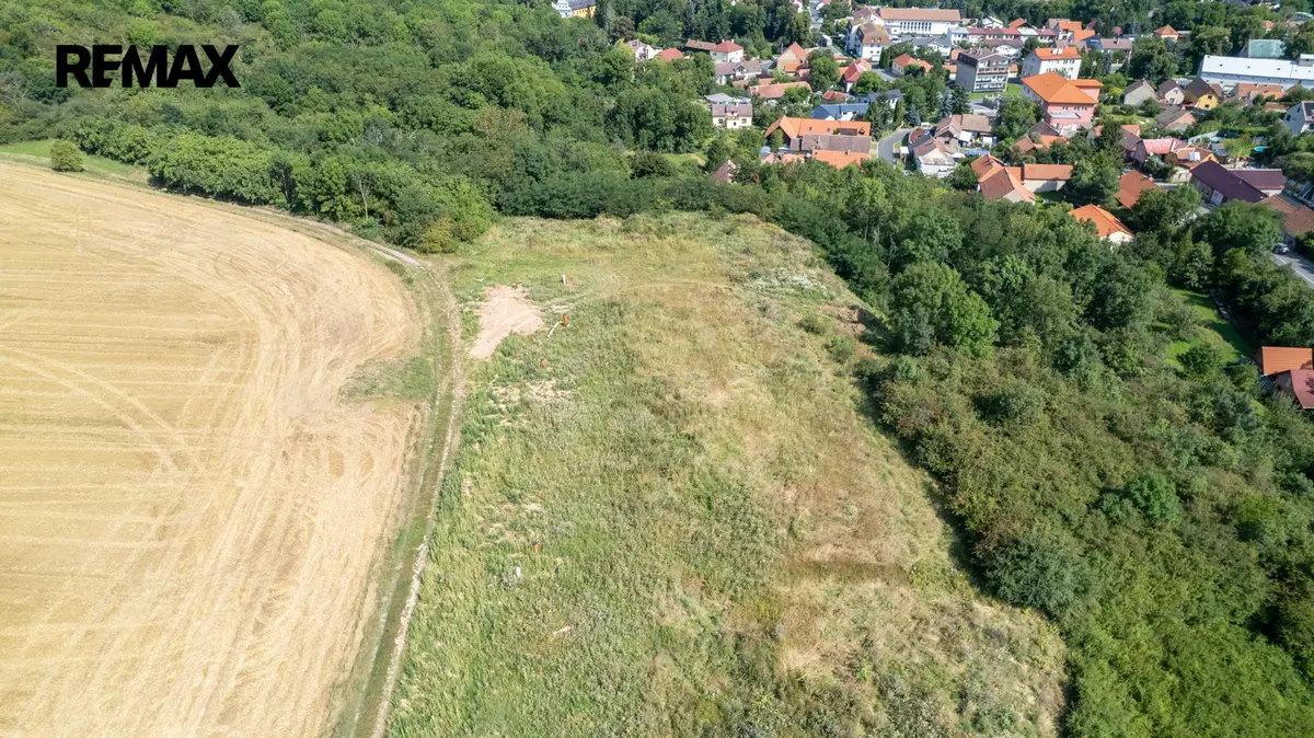 Prodej pozemku 1052 m², Radim – část obce Radim u Kolína