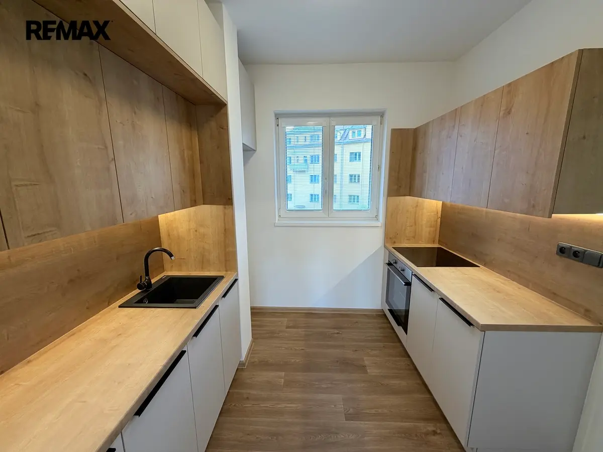 Pronájem bytu 2+1 37 m², Sušilova · Vsetín