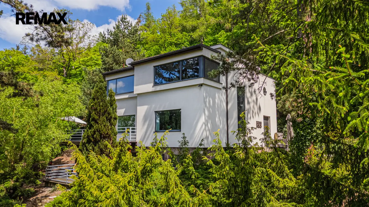 Prodej domu 228 m², Pod Plešivcem · Jince