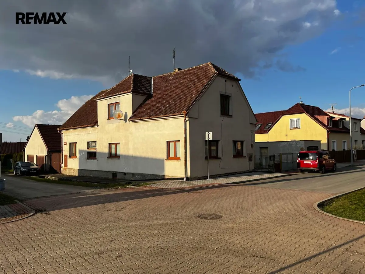 Prodej domu 290 m², Lesní · Vejprnice