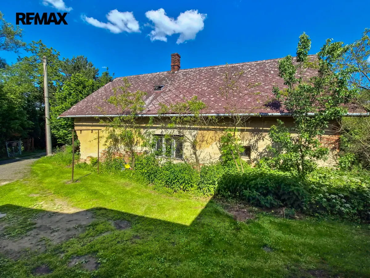 Prodej pozemku 473 m², Branky · okres Vsetín