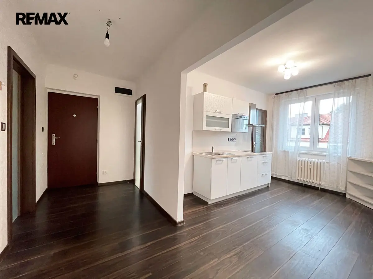 Pronájem bytu 3+1 73 m², Karla Čapka · Písek
