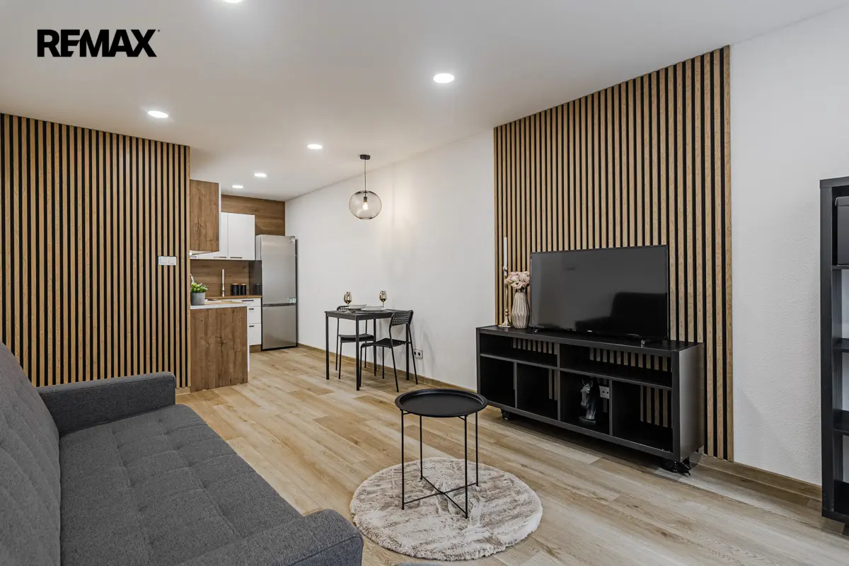 Pronájem bytu 2+kk 45 m², Mládežnická · Kladno
