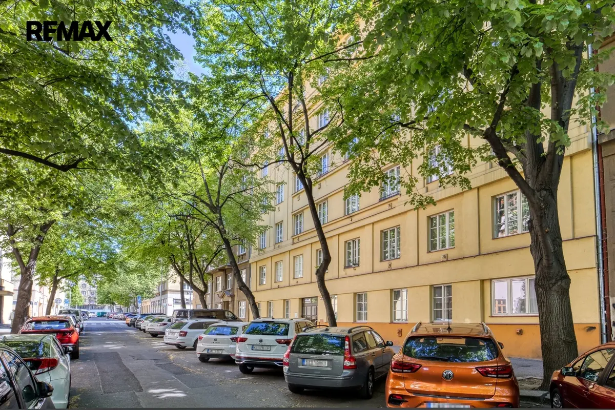 Prodej bytu 3+kk 61 m², Žerotínova · Žižkov
