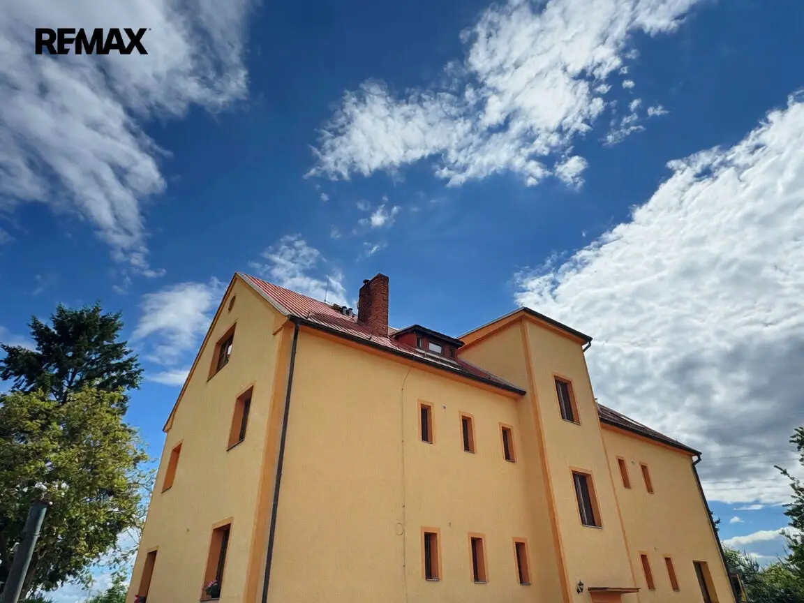 Prodej komerčního prostoru 550 m², Lety · okres Písek