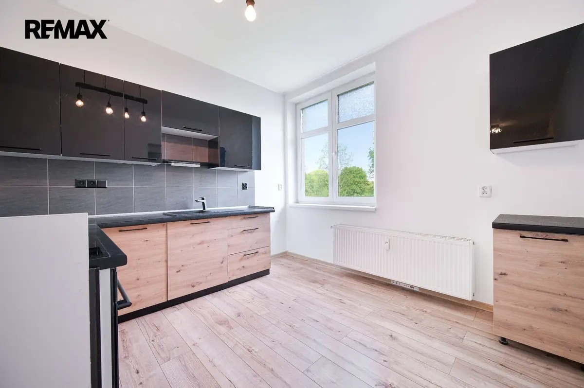 Pronájem bytu 1+1 57 m², Slovanská · Aš