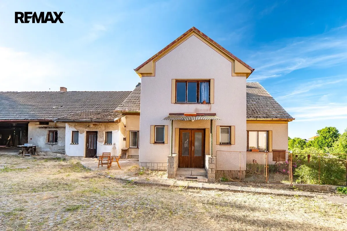 Prodej domu 390 m², Bernartice u Dolních Kralovic · Bernartice