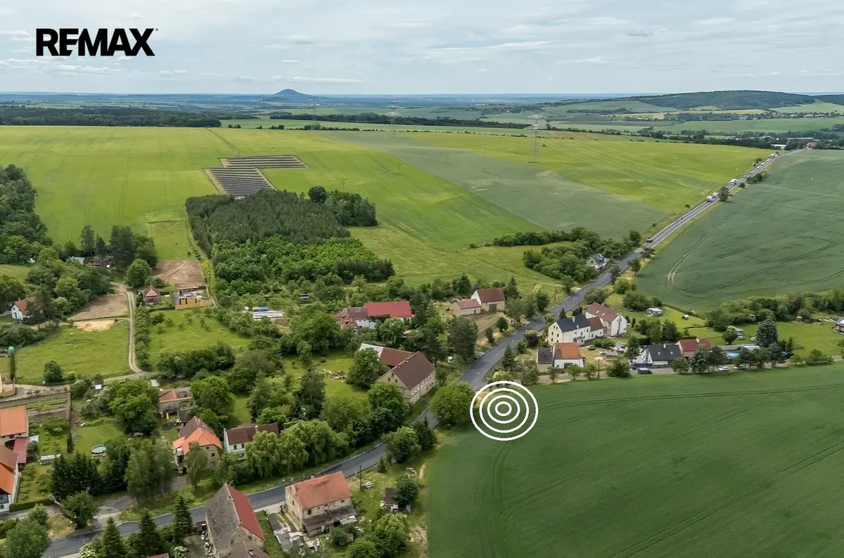 Prodej pozemku 831 m², Zimoř · Liběšice