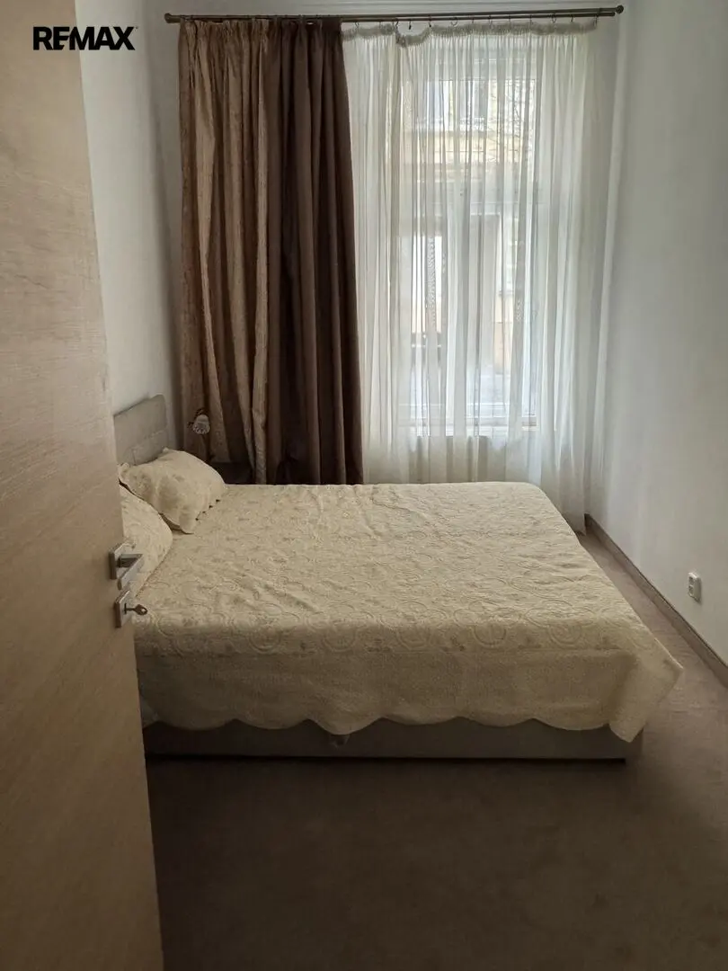 Pronájem bytu 3+1 68 m², K. Čapka · Karlovy Vary