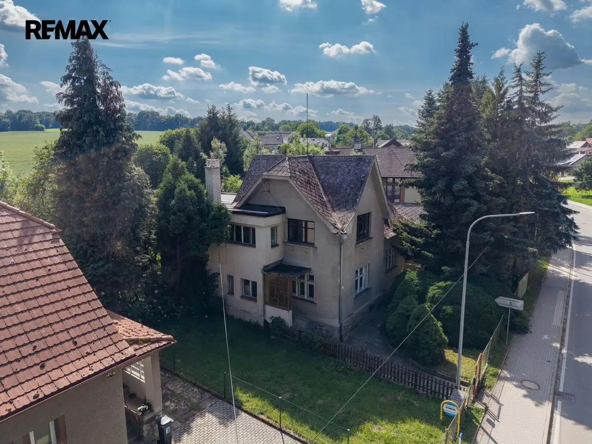 Prodej domu 231 m², Žádlovice · Loštice