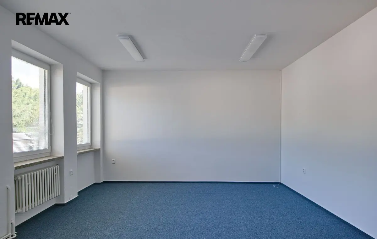 Pronájem komerčního prostoru 32 m², Paseky · Želechovice nad Dřevnicí