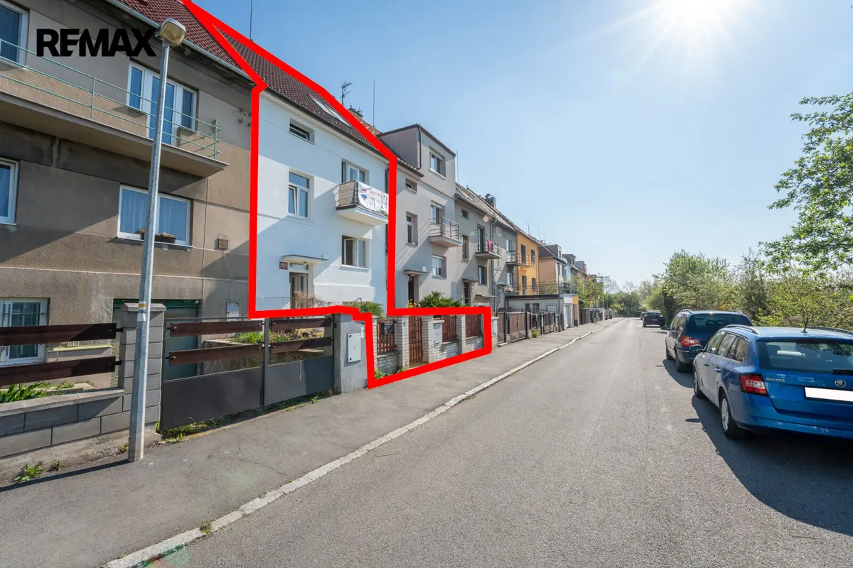 Prodej domu 240 m², Nad Kundratkou · Prosek