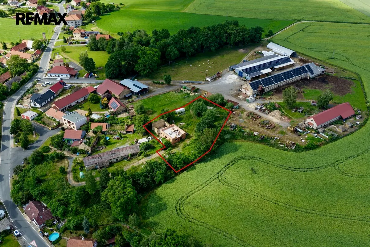 Prodej pozemku 2688 m², Barchovice · okres Kolín