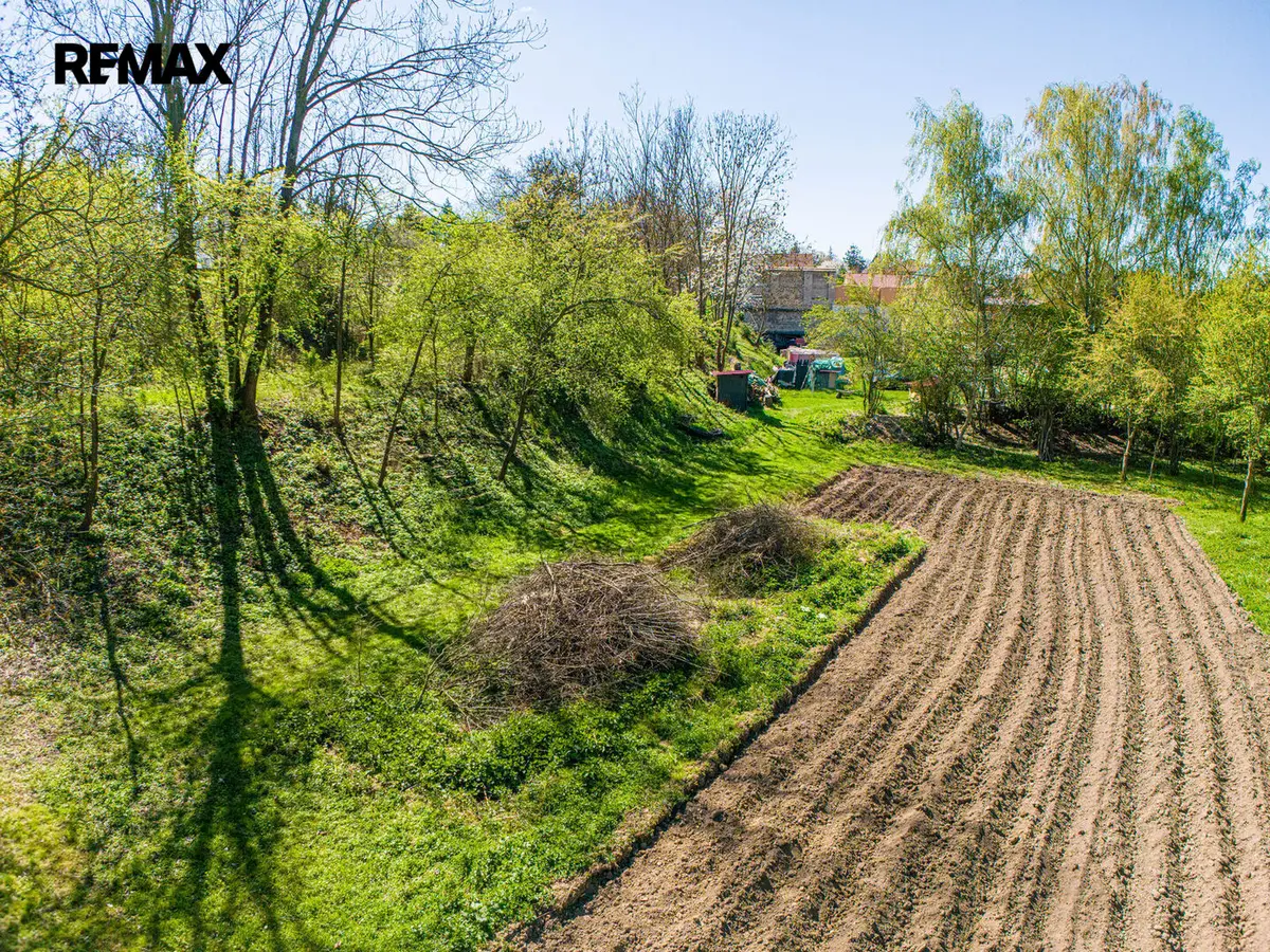 Prodej pozemku 1059 m², Tlustovousy · Tuklaty