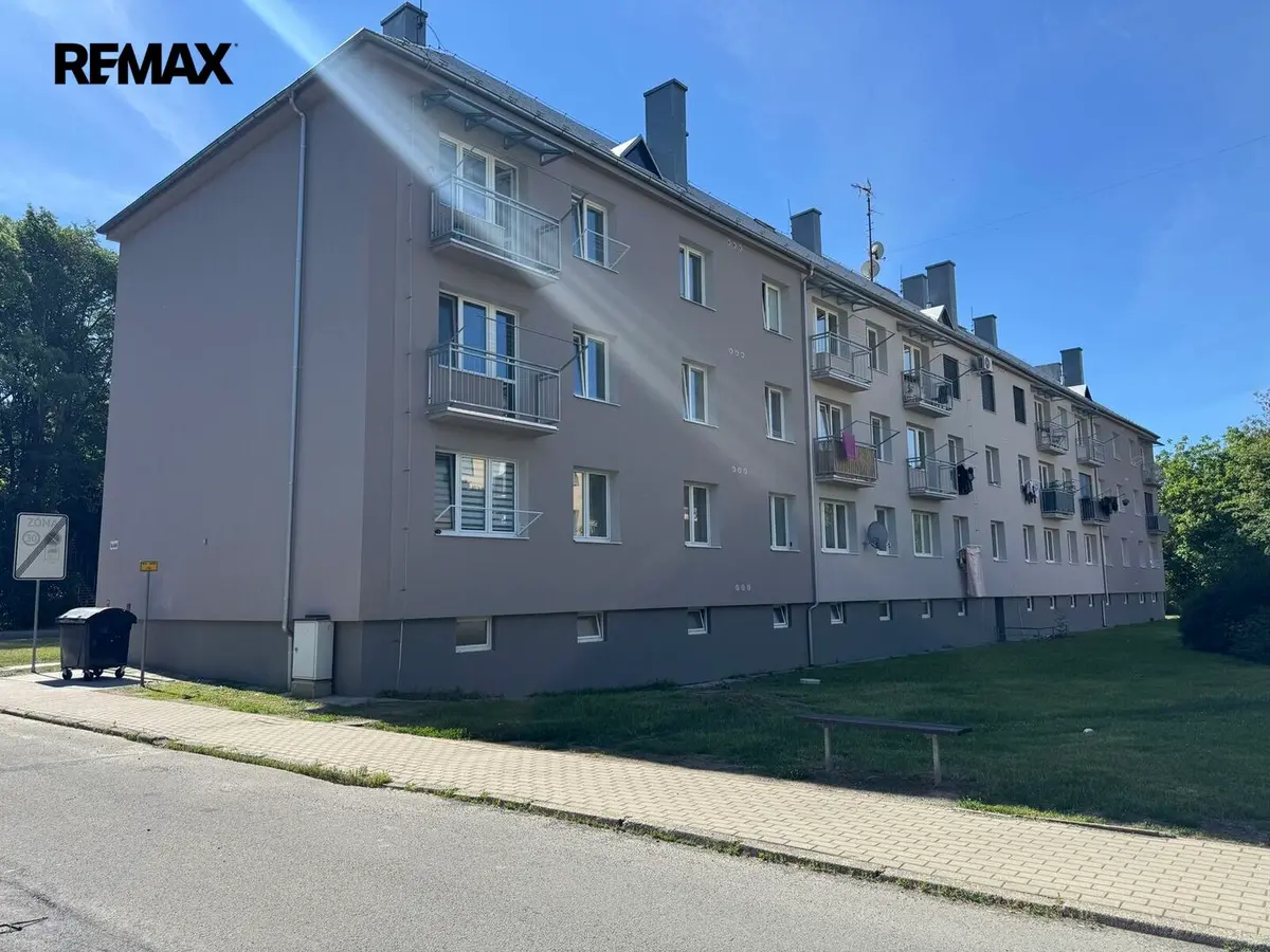 Prodej bytu 2+1 58 m², Dukelských hrdinů · Hlubočky