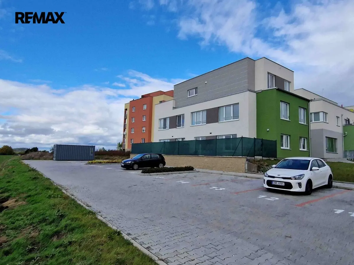 Pronájem garáže 12 m², Antonína Dvořáka · Kolín