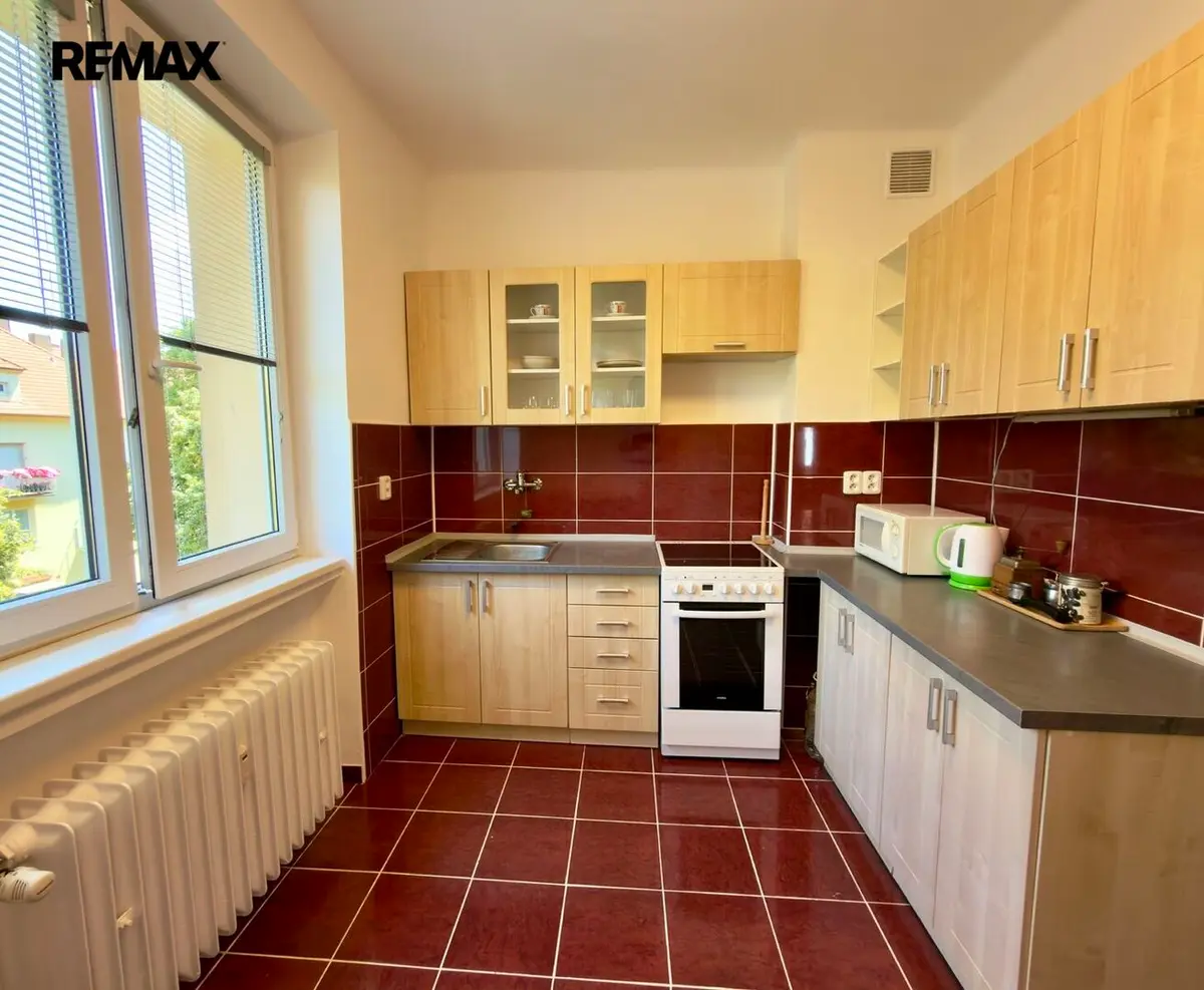 Pronájem bytu 3+1 79 m², Katusická · Kbely