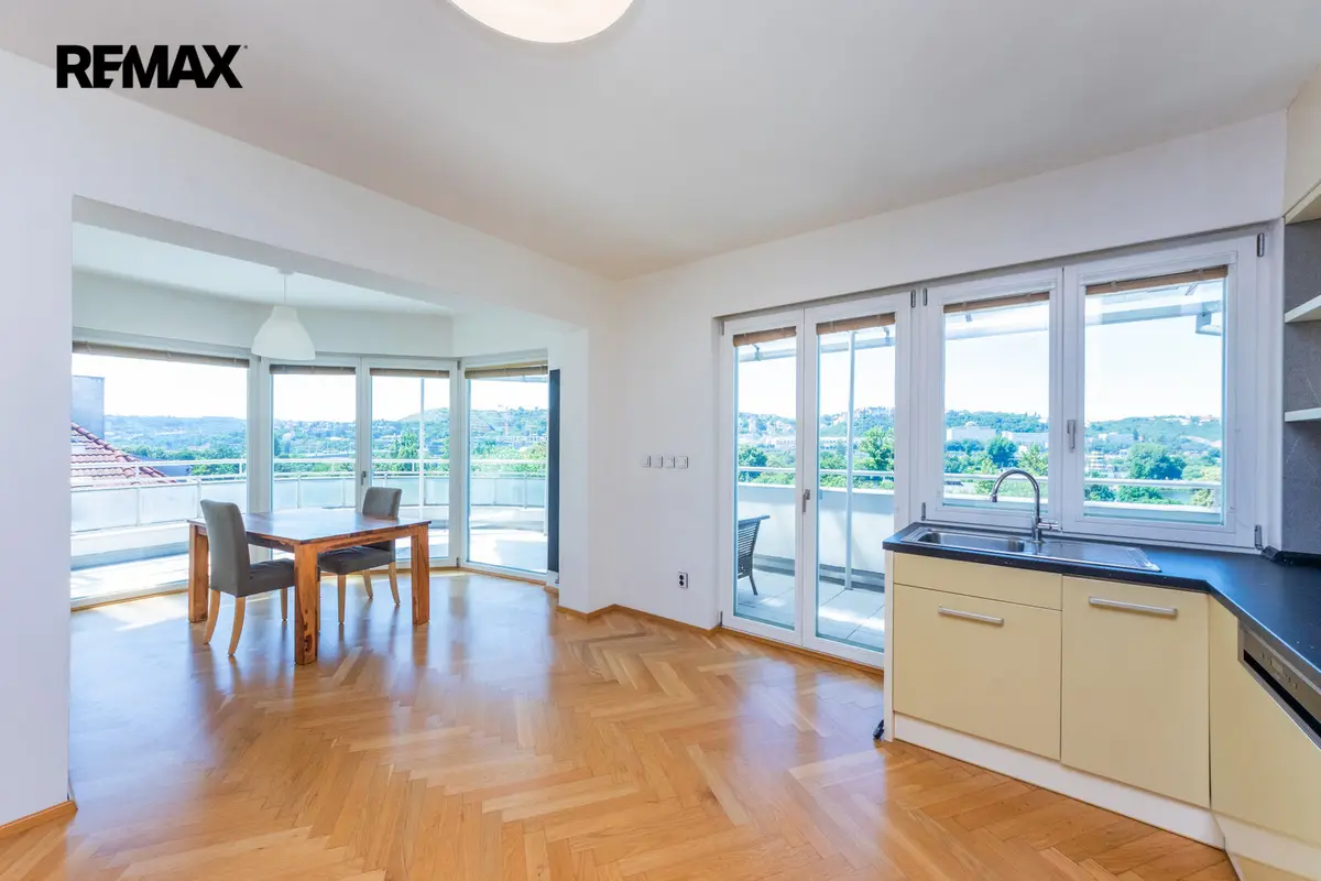 Pronájem bytu 3+kk 88 m², U Kublova · Podolí