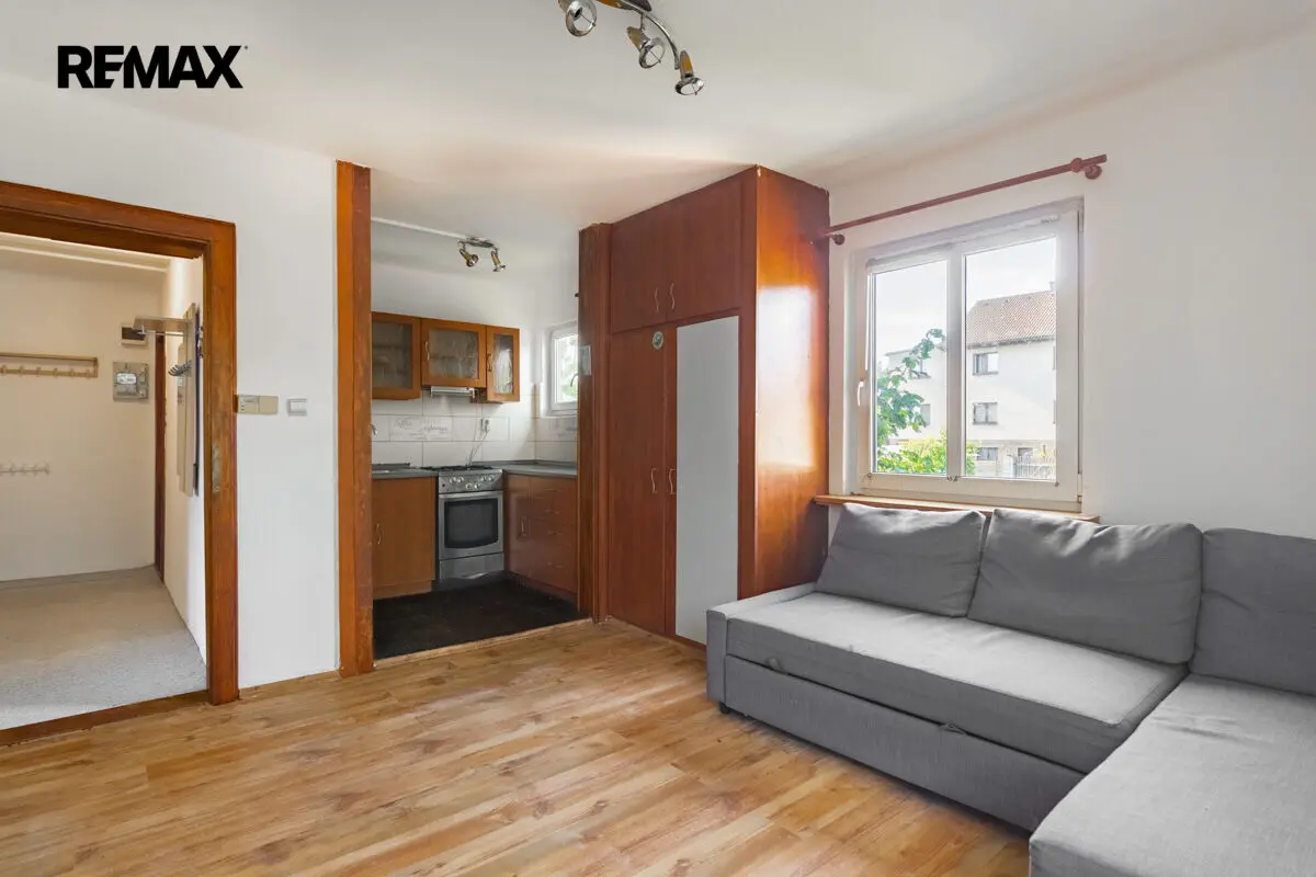 Prodej bytu 3+kk 50 m², Petra Bezruče · Stochov
