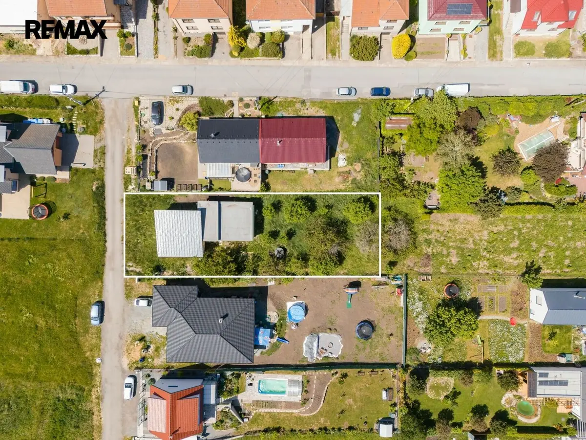 Prodej pozemku 885 m², Viničné Šumice · okres Brno-venkov