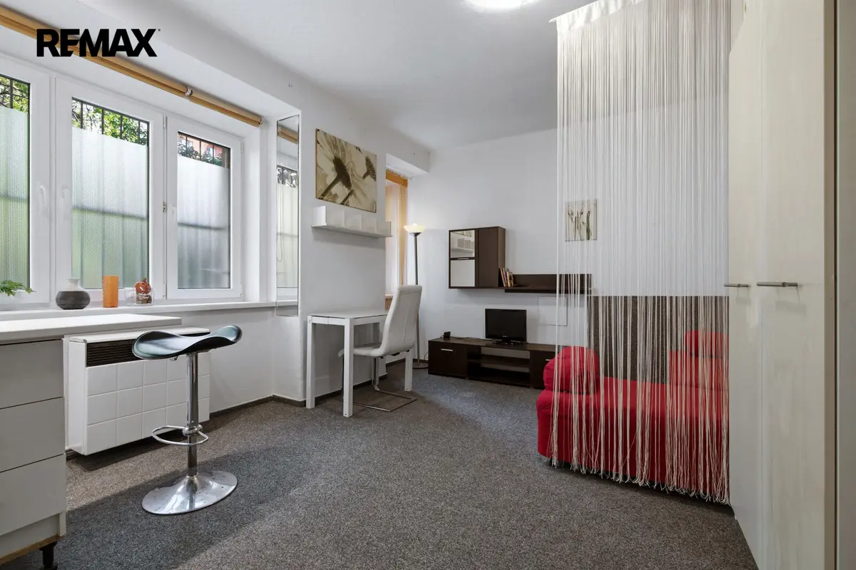 Prodej bytu 1+kk 24 m², Na dolinách · Podolí