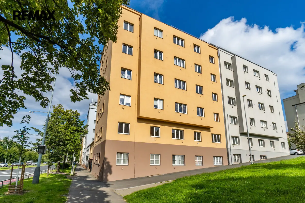 Pronájem bytu 1+kk 21 m², Patočkova · Břevnov