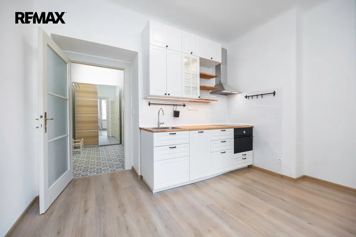 Pronájem bytu 1+1 46 m², Buchovcova · Žižkov