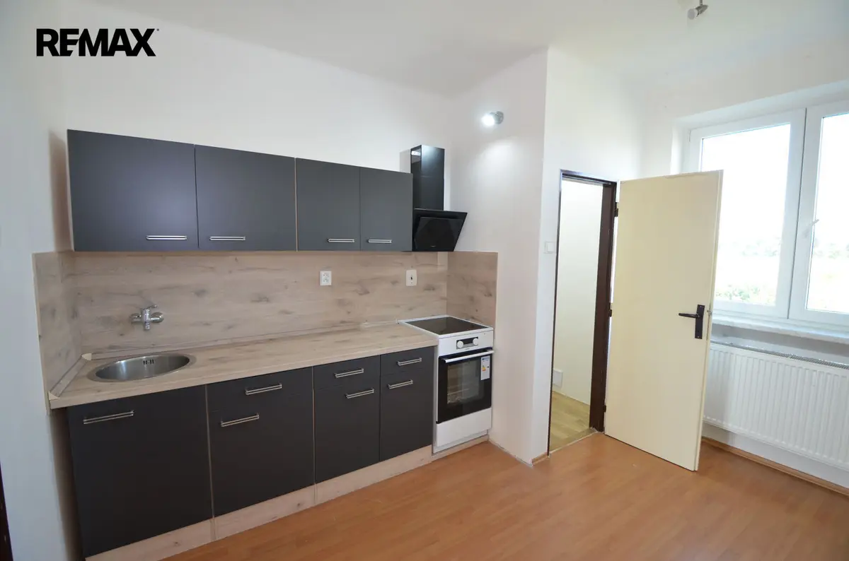 Pronájem bytu 3+1 69 m², Náklo · okres Olomouc