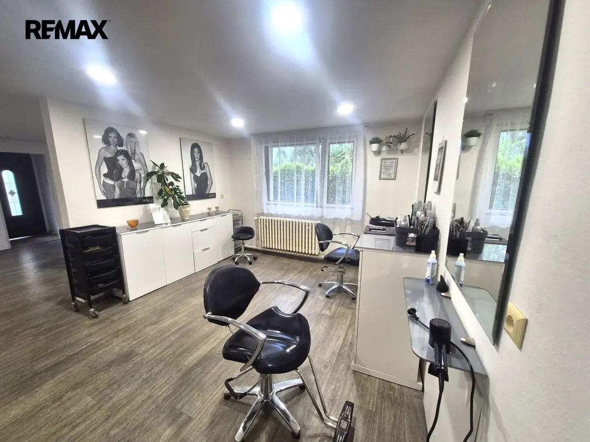 Pronájem komerčního prostoru 67 m², Komořanská · Modřany