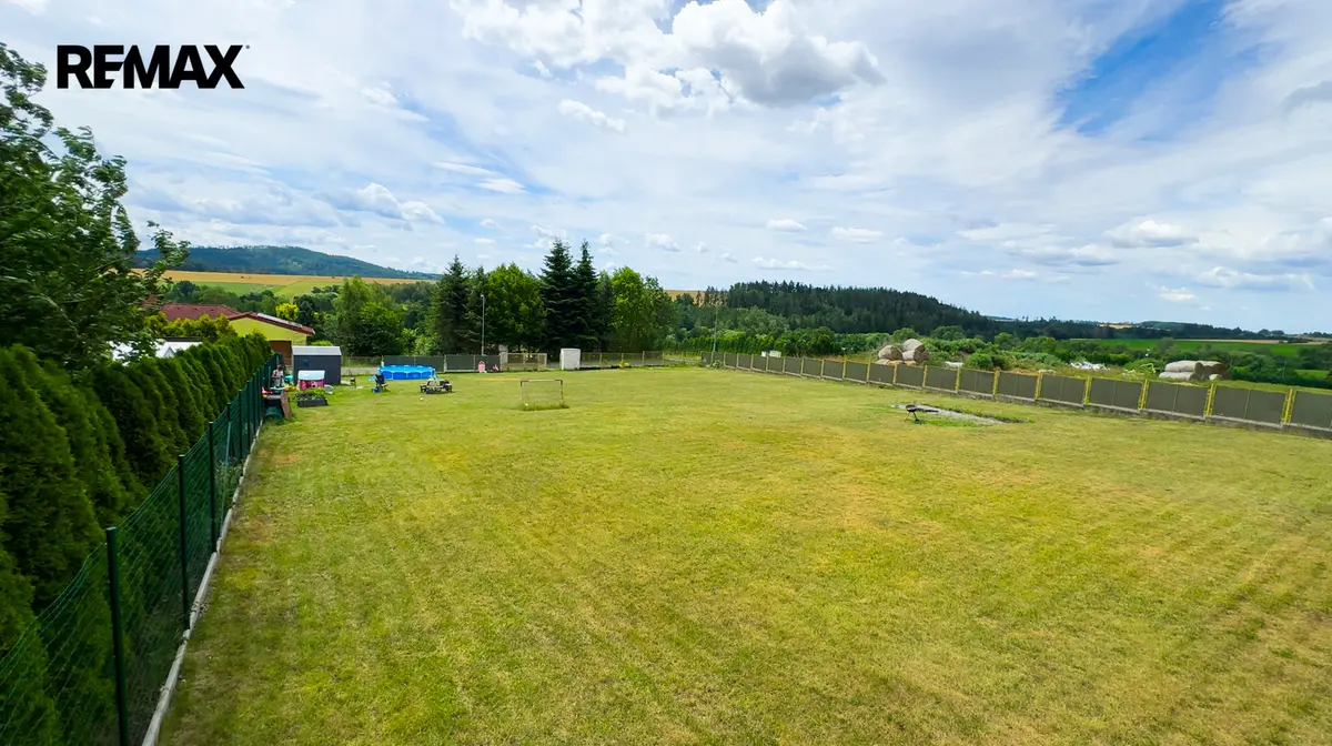 Prodej pozemku 1644 m², Trhový Štěpánov · okres Benešov