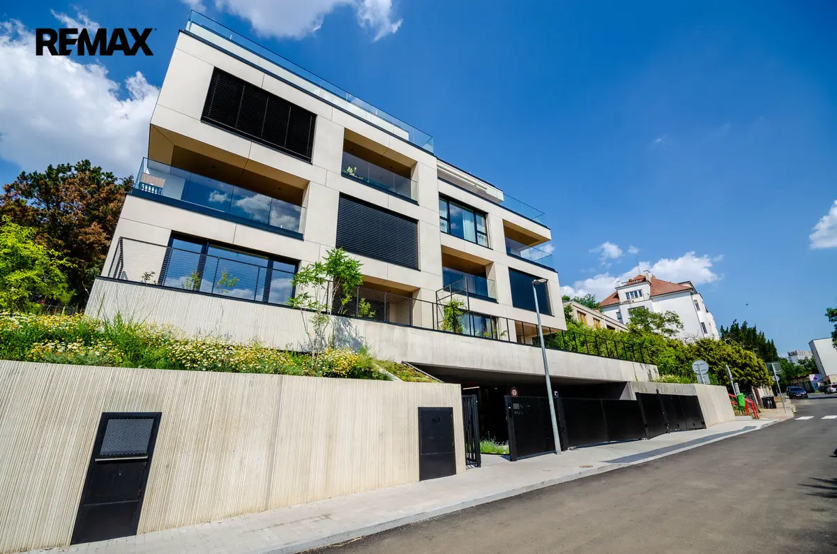 Pronájem bytu 2+kk 53 m², Ve svahu · Podolí